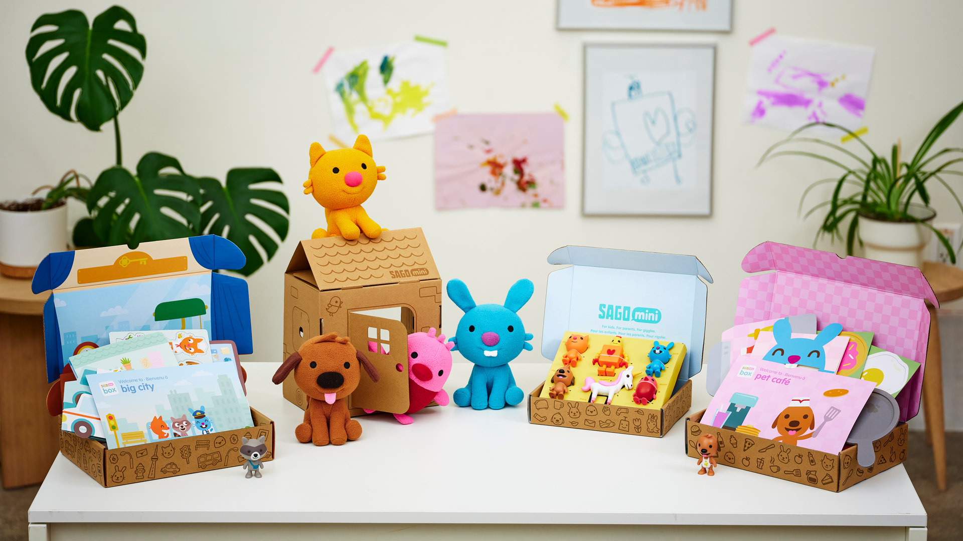 Sago Mini figurines, pretend play boxes, and plush pack